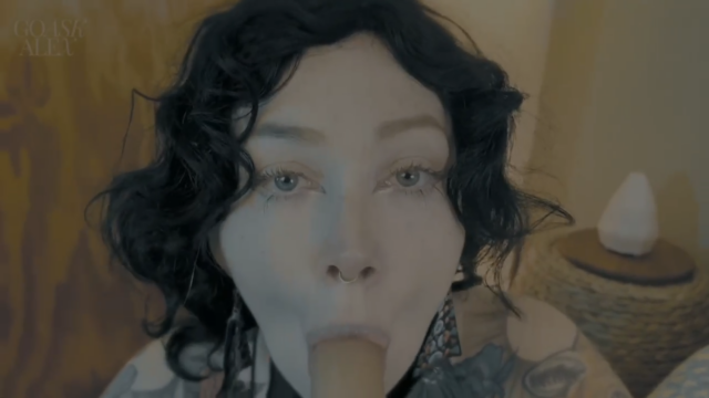 GoAskAlex – Gothic Stepmom Seeks Your Support POV